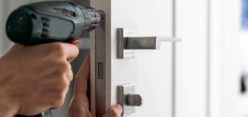 Locksmith For Lock Replacement Near Me in Coalinga, CA