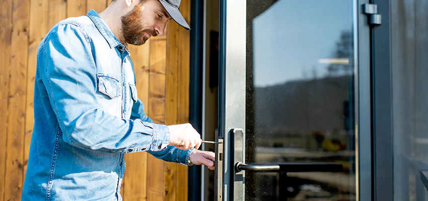 Frameless Glass Storefront Door Locks Replacement in Coalinga, CA